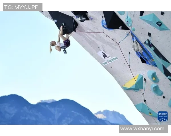 南京攀岩队在极限运动世界杯中的团队协作表现分析与点评 南京攀岩队在极限运动世界杯中的团队协作表现分析与点评
