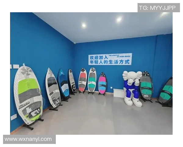 李芳畅谈滑板人生：从初学者到专业选手的心路历程与成长故事